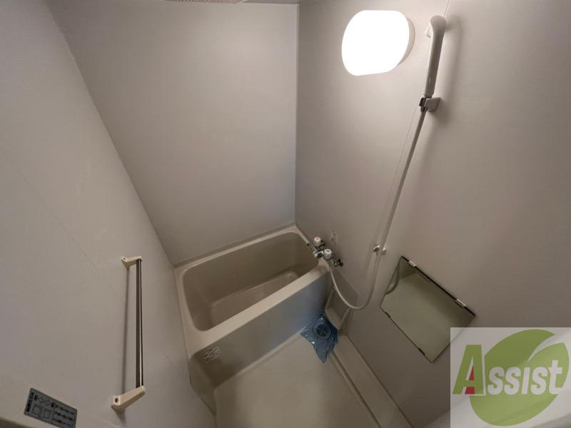 地下鉄東豊線 環状通東駅 徒歩9分 4階建 築19年の風呂写真