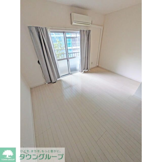 大宮ツインハイツ西棟の居間写真