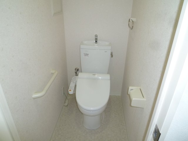 トイレ　同型モデル