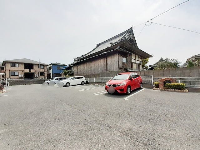 駐車場　駐車スペースもあります