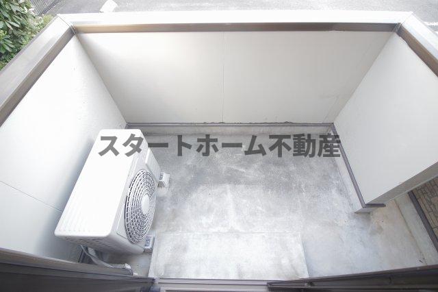 バルコニー　バルコニーがあります