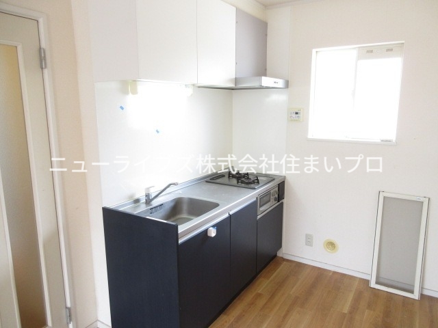 メゾンシャリオD棟のキッチン写真