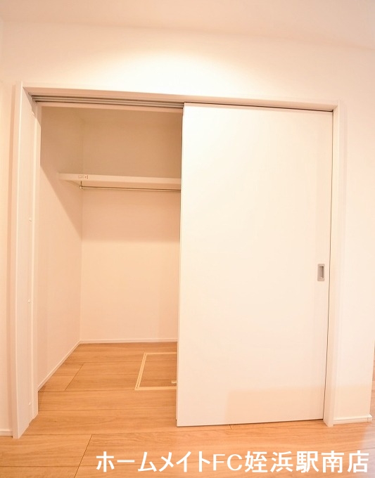 収納　★収納もしっかり確保★別部屋参考写真の為現状優先