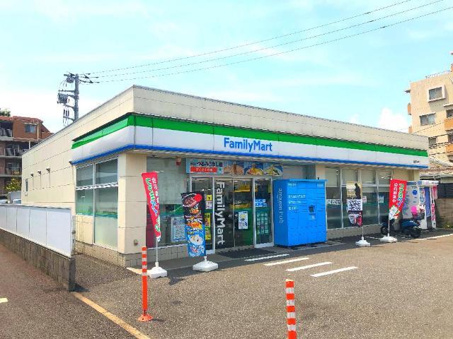 その他　ファミリーマート前原駅前店（その他）まで222m