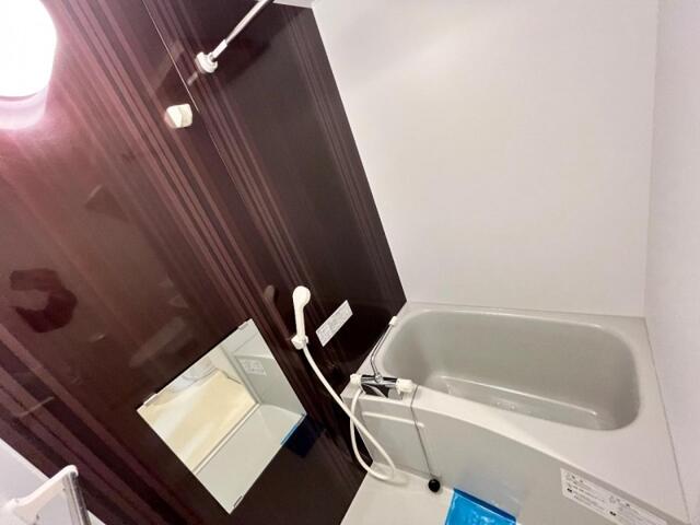 バス・シャワールーム　別のお部屋の参考写真です