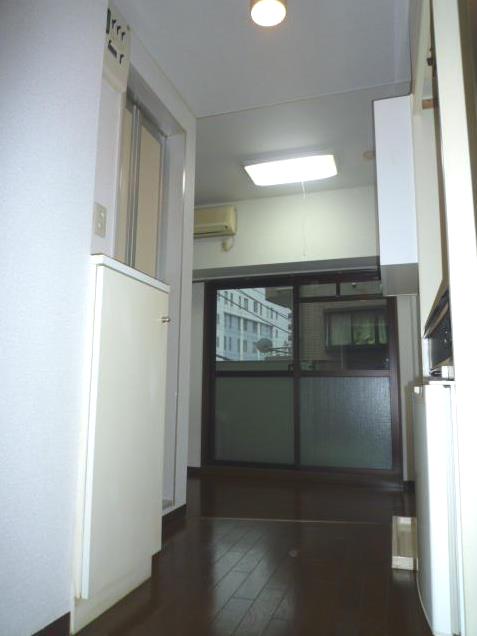 玄関　※別部屋参考写真☆玄関から☆