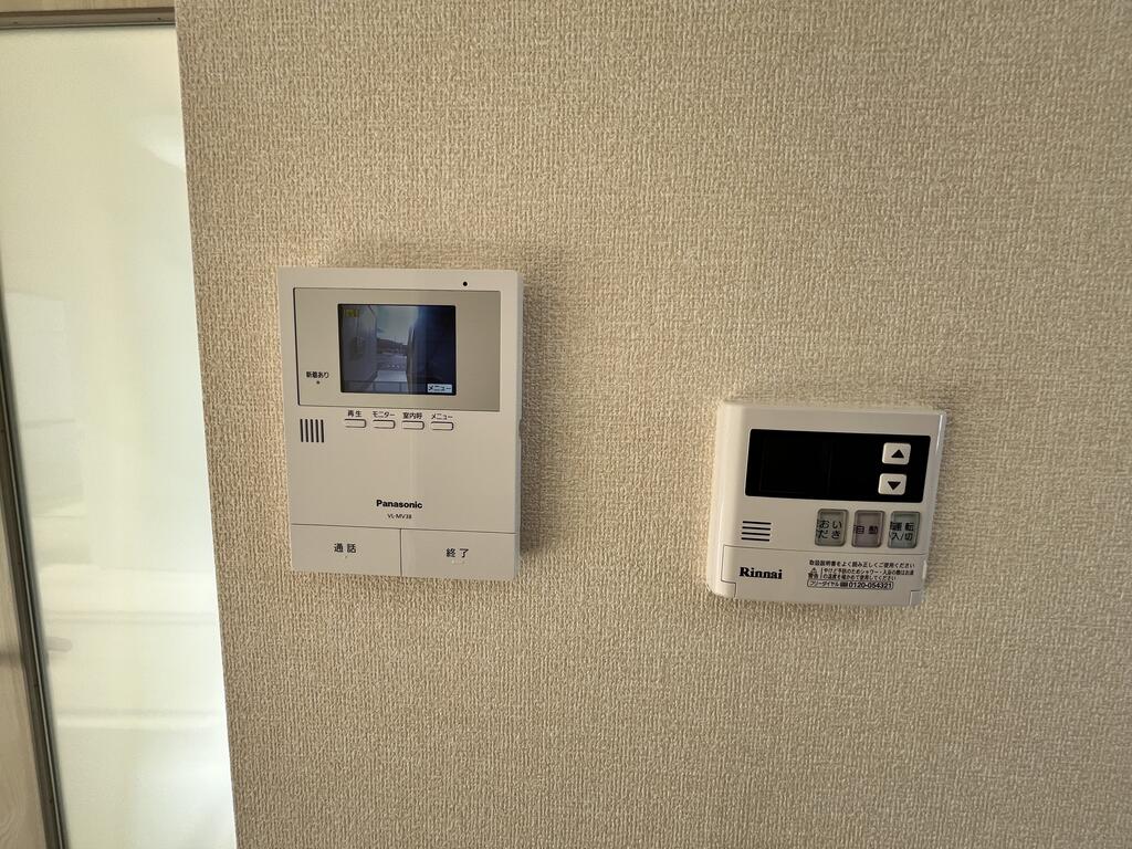 セキュリティ　TVモニターホン＆給湯器リモコン