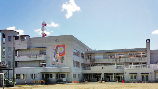 小学校　秋田市立旭北小学校（小学校）まで899m