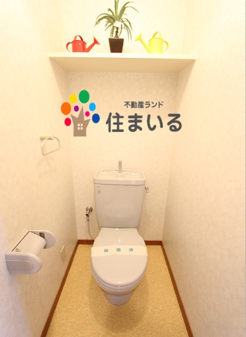 トイレ　※写真は同型タイプとなります