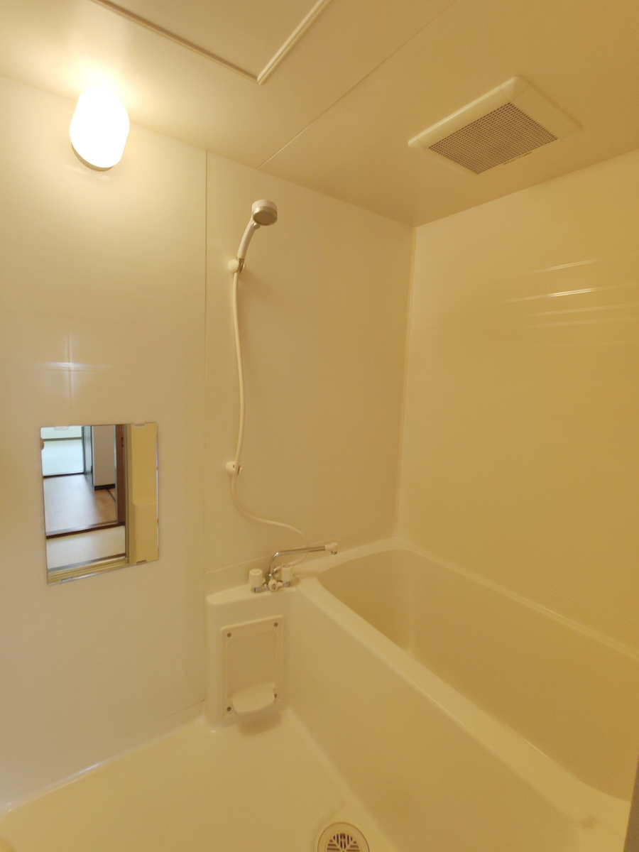 バス・シャワールーム　浴室