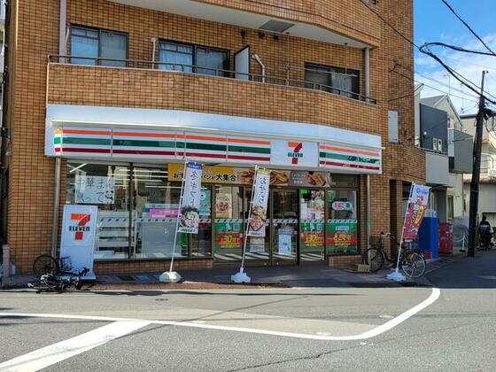 コンビニ　セブンイレブン和泉店（コンビニ）まで481m