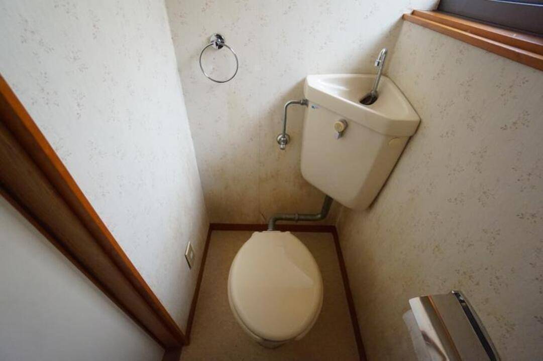 トイレ　トイレ