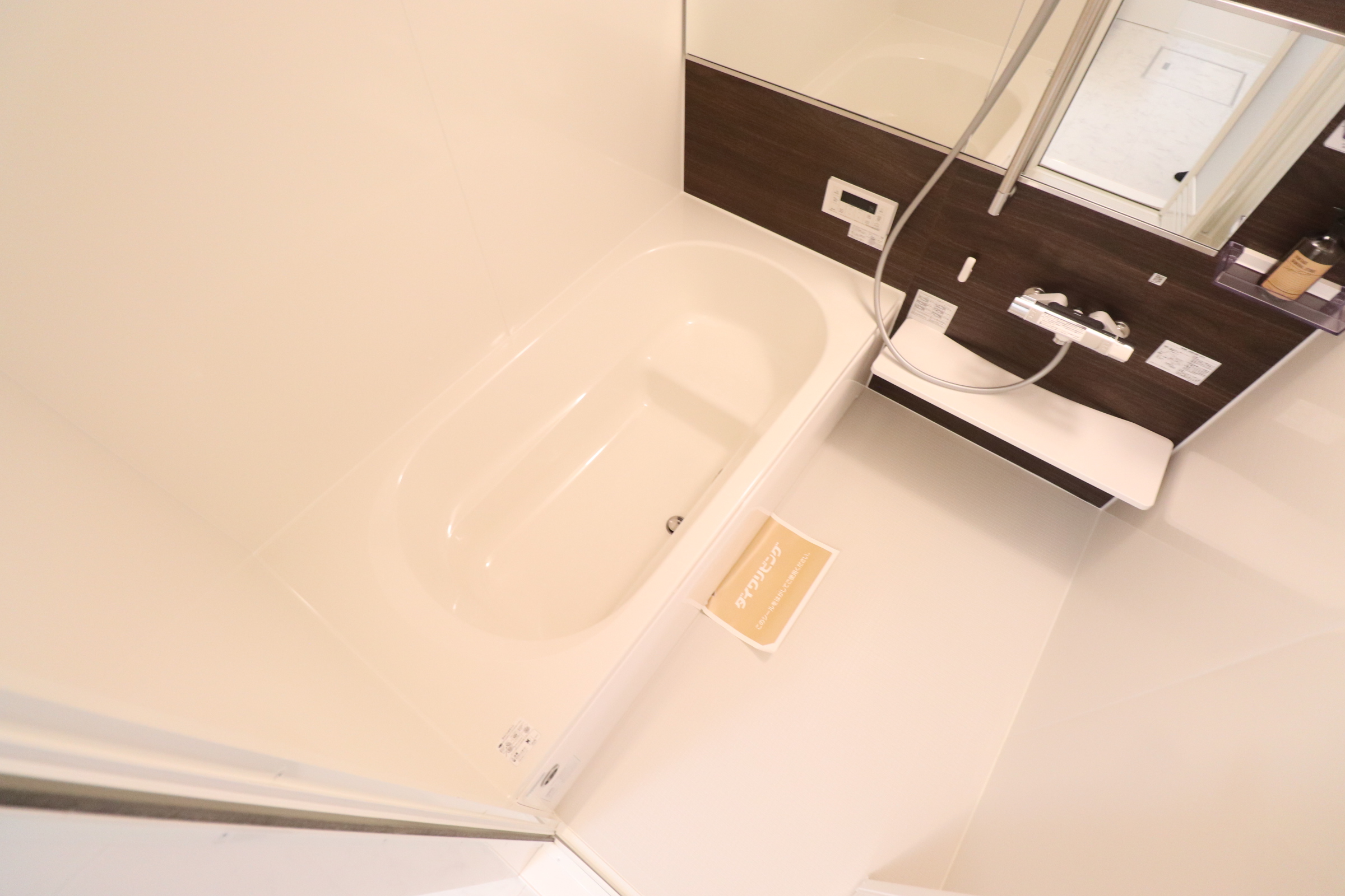 バス・シャワールーム　ゆったり一坪風呂です！