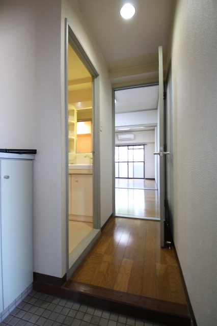 玄関　同物件別室