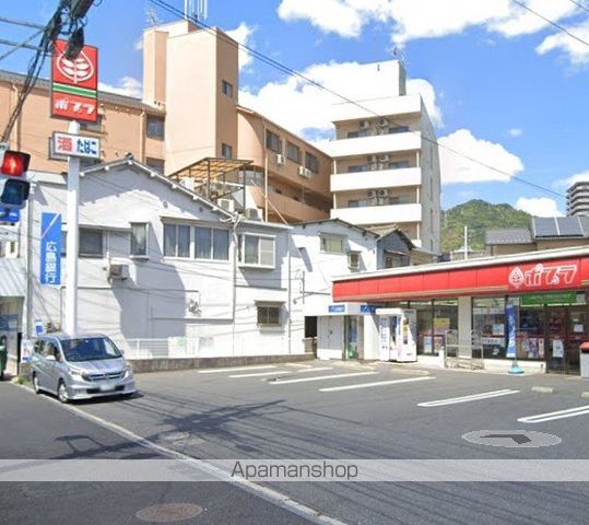 コンビニ　ポプラ（コンビニ）まで1906m