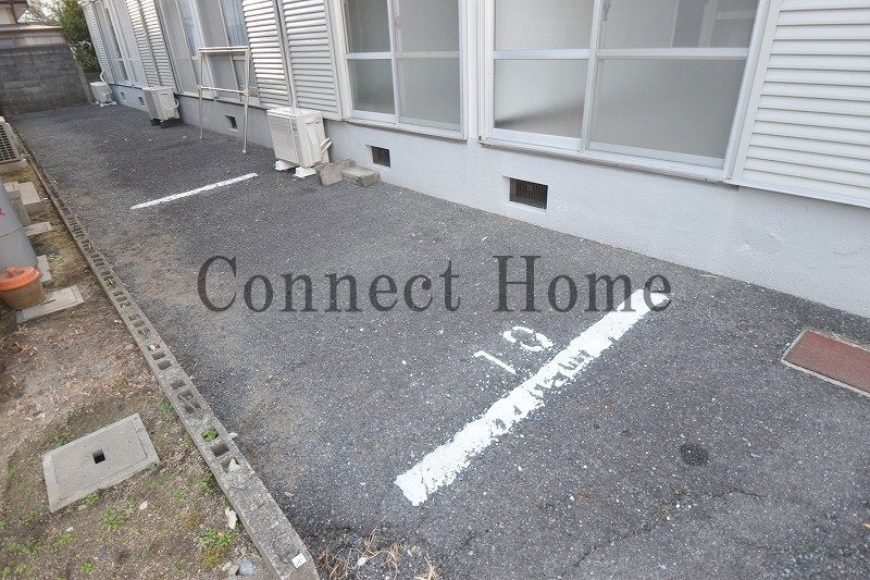 駐車場　※別部屋の写真になります。