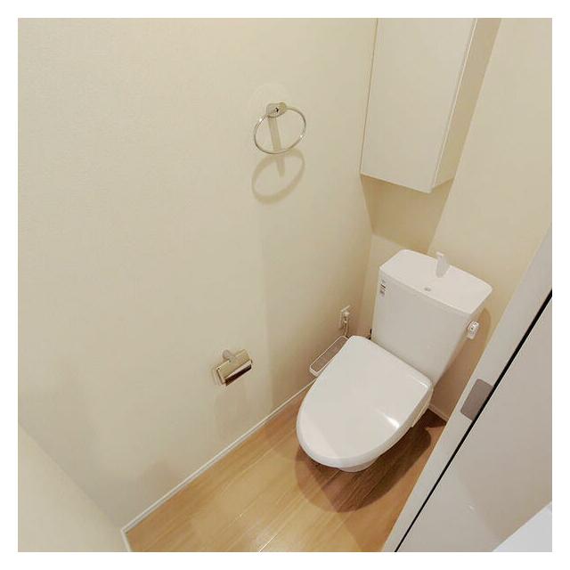 【藤沢市片瀬のマンションのトイレ】