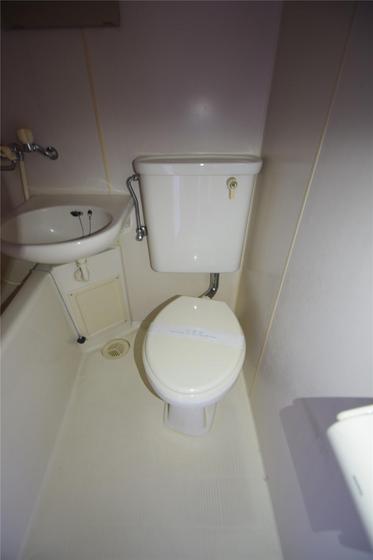 トイレ　他号室のお写真です