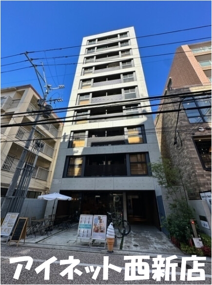 福岡市早良区高取のマンションの建物外観