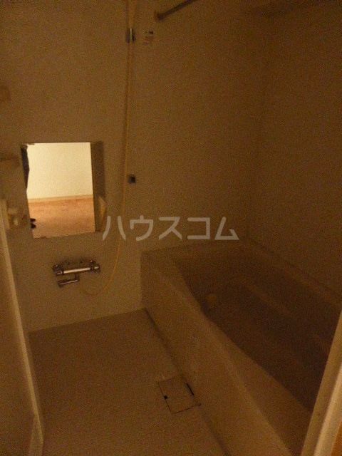 【静岡市駿河区聖一色のマンションのバス・シャワールーム】
