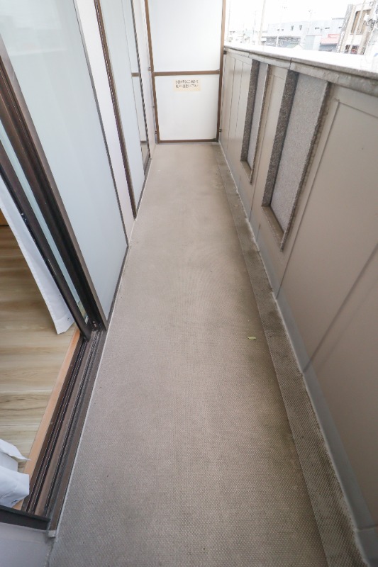 バルコニー　図面と現状に相違がある場合には現状を優先