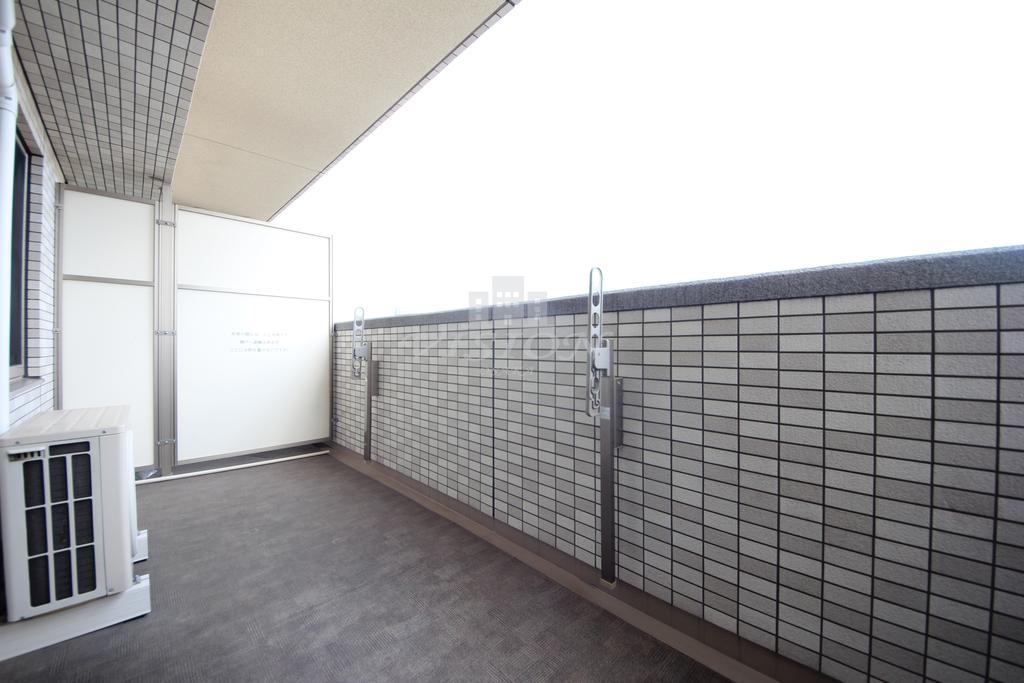 地下鉄千日前線 西長堀駅 徒歩3分 14階建 築19年の内装写真