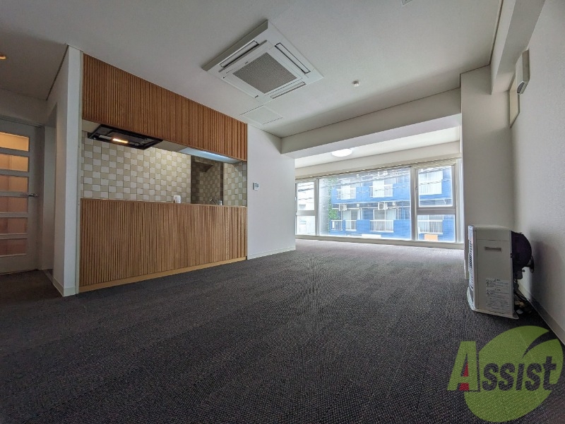 居室・リビング　広くてキレイなお部屋が広がっていて、充実した生活が送れそう。