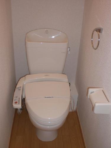 トイレ　温水洗浄便座