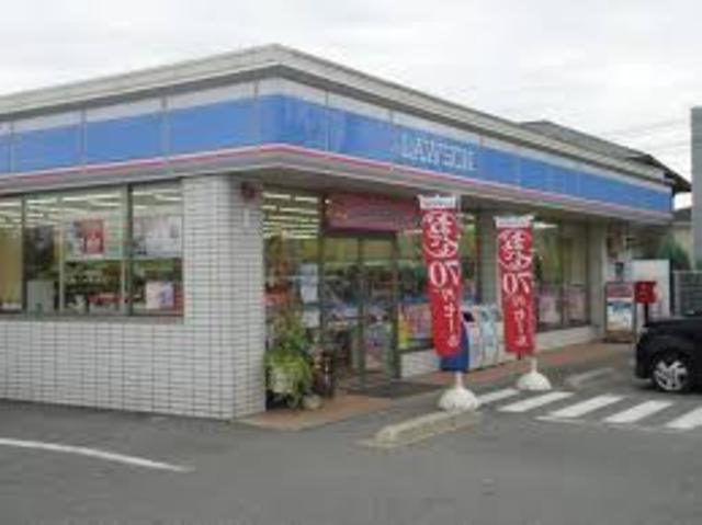 コンビニ　ローソン　滝野下滝野二丁目店（コンビニ）まで217m