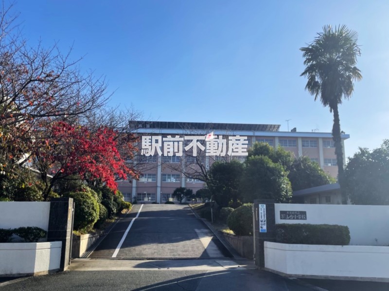 小学校　羽山台小学校（小学校）まで1300m