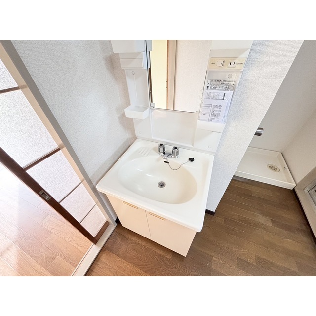 洗面設備　洗面化粧台