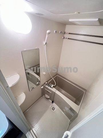 バス・シャワールーム　ゆったり過ごせるお風呂です