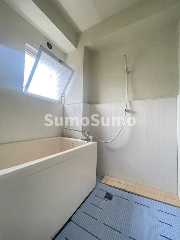 バス・シャワールーム　お風呂で日々の疲れを落としましょう