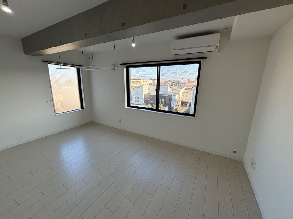 居室・リビング　同タイプ２０３号家具配置イメージです