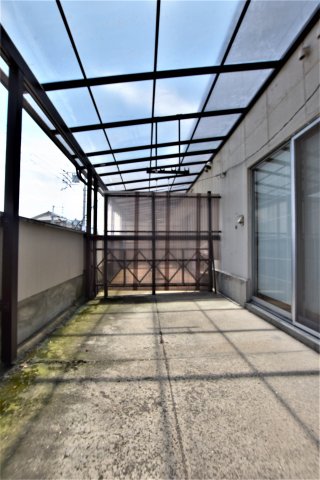 バルコニー　落ち着いた時間を過ごせるバルコニーです