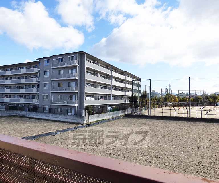 眺望　閑静な住宅街です