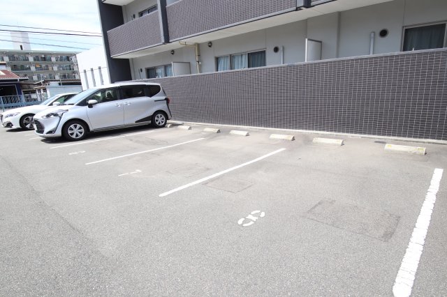 駐車場　駐車場があります
