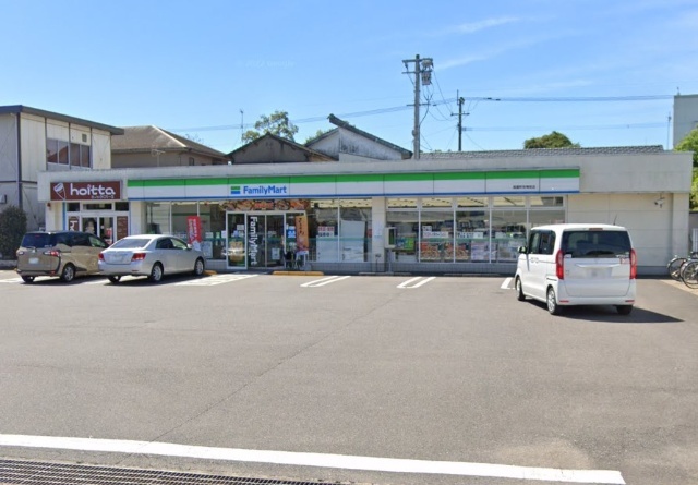 コンビニ　ファミリーマート国富町役場前店（コンビニ）まで1558m