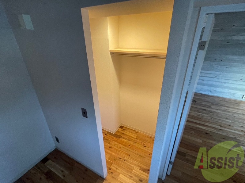 収納　クローゼットがありました。お洋服や荷物はここへ