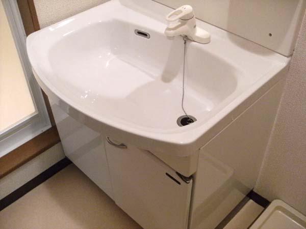 洗面設備　脱衣スペースもあります