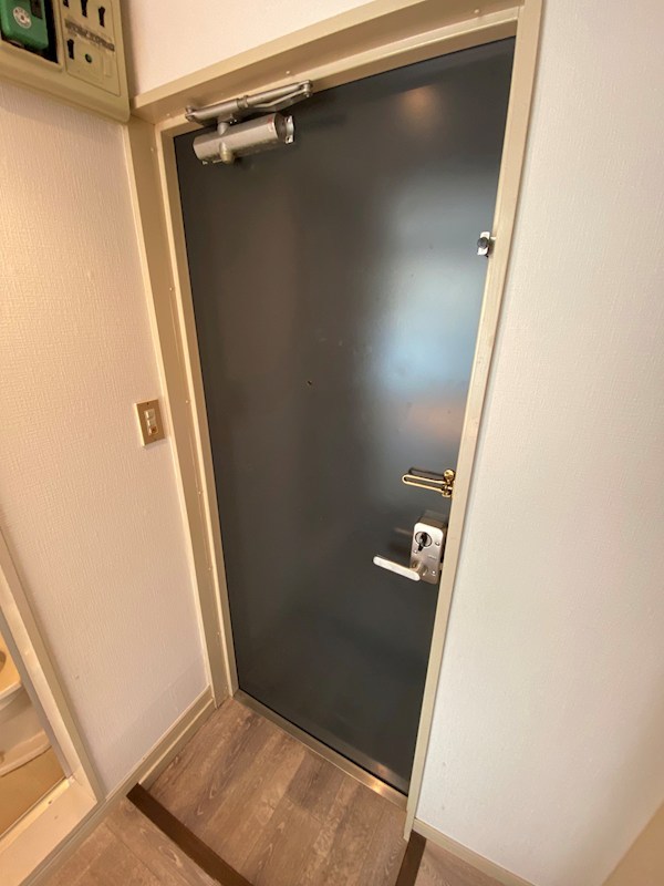 玄関　※別部屋参照