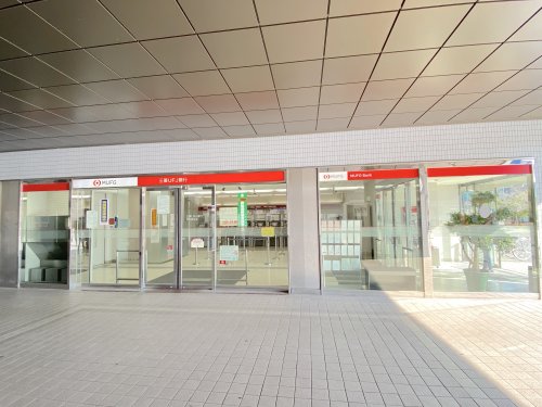 銀行　三菱UFJ銀行岸和田支店（銀行）まで486m