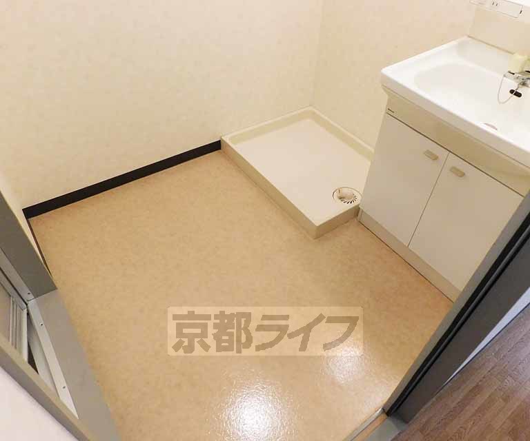 洗面設備　綺麗な脱衣所