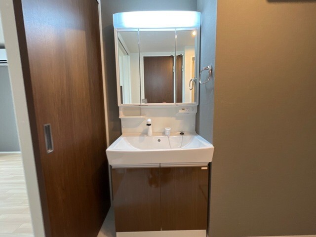 洗面設備　参考写真