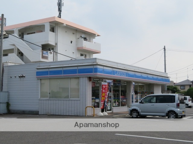 コンビニ　ローソン（コンビニ）まで235m