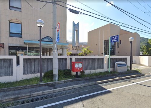 大学・短大　和歌山県立医科大学保健看護学部（大学・短大）まで2117m