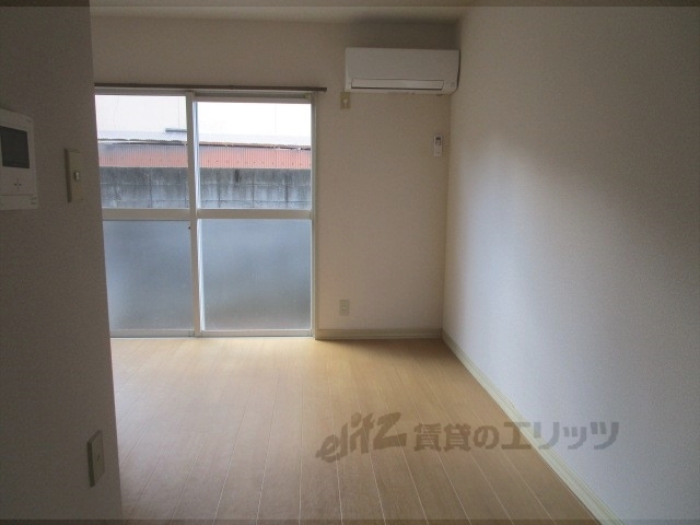 居室・リビング　居室