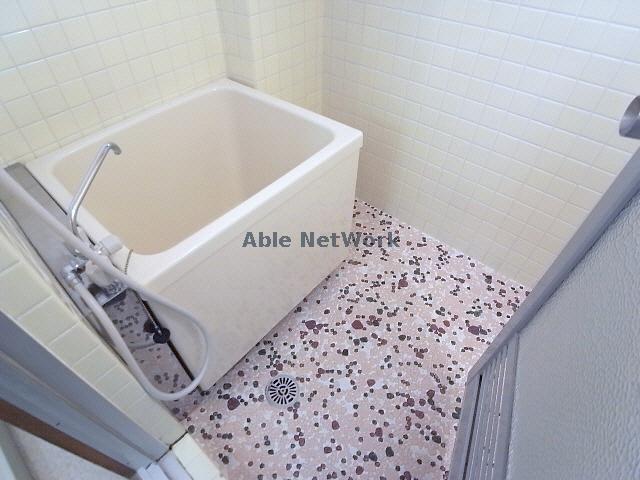 バス・シャワールーム　バス