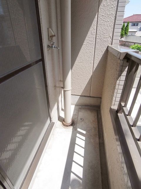 その他　♪室外洗濯機置き場♪