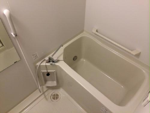 バス・シャワールーム　追炊き機能付。